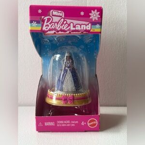 Mini BarbieLand Holiday Mini Doll in Snow Globe Christmas Barbie Cake Topper
